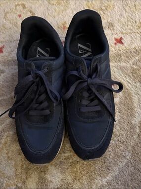 Zara women’s sneakers